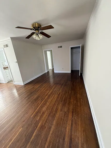 2 bed, 700 sqft, $795 — Photo 3