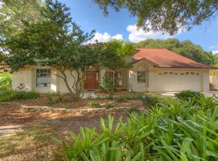 18504 Sunward Lake Pl, Lutz, FL 33549