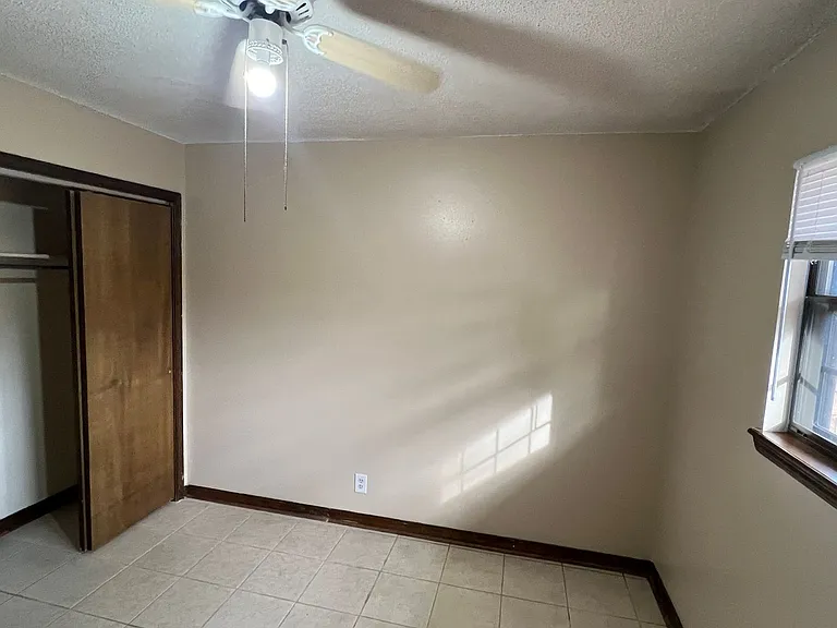 1208 N Nashville Pl — Photo 10