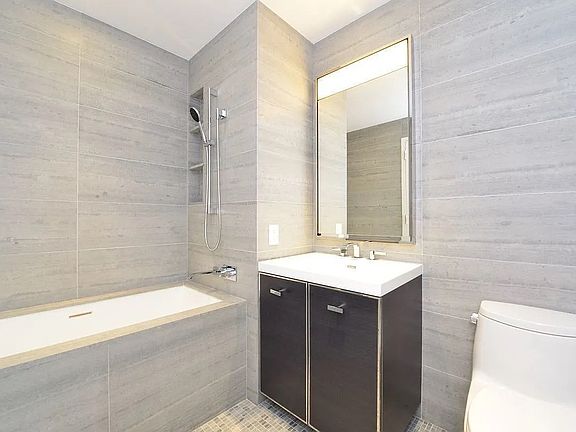 5th image of 252 South St #15J