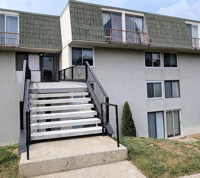 1st image of 3413 Forest Ln #C-13