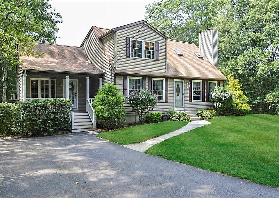 1st image of 22 Marie Ct