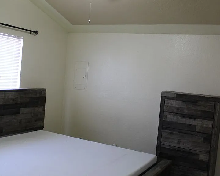 5947 Deer Ave — Photo 12
