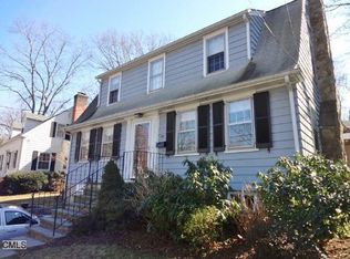30 Lockwood Ln, Norwalk, CT 06851