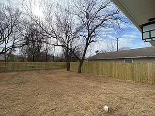 104 E Forest Ave — Photo 6
