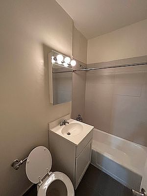 5th image of 618 Tysen St #2A