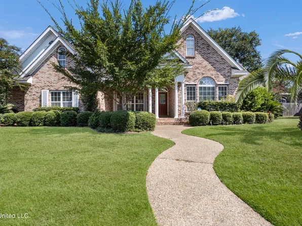 2529 Faulkner Ct, Ocean Springs, MS 39564