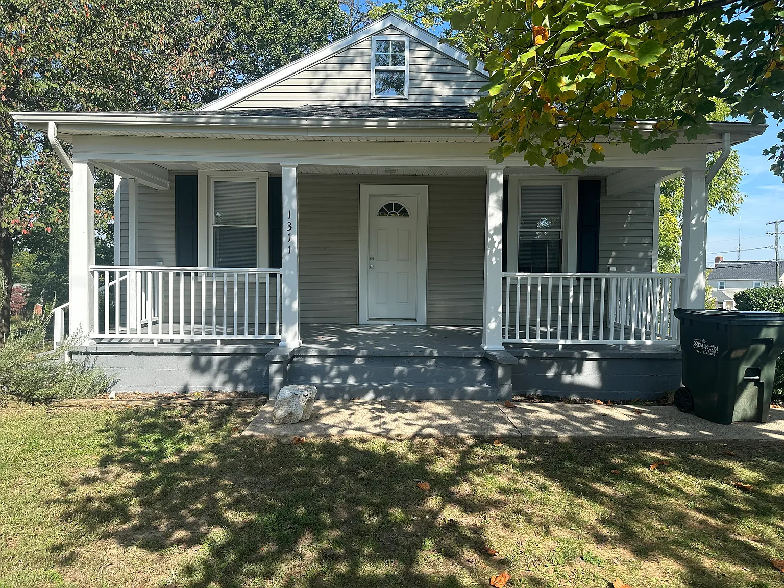 3 bed, 840 sqft, $1,500 — Photo 1