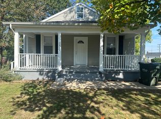 1311 W Johnson St, Staunton, VA 24401