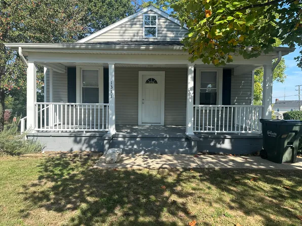 1311 W Johnson St, Staunton, VA 24401