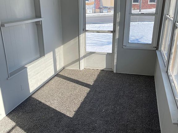 2nd image of 9 W Water St #9