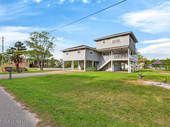 10199 Whale Ave, Bay Saint Louis, MS 39520