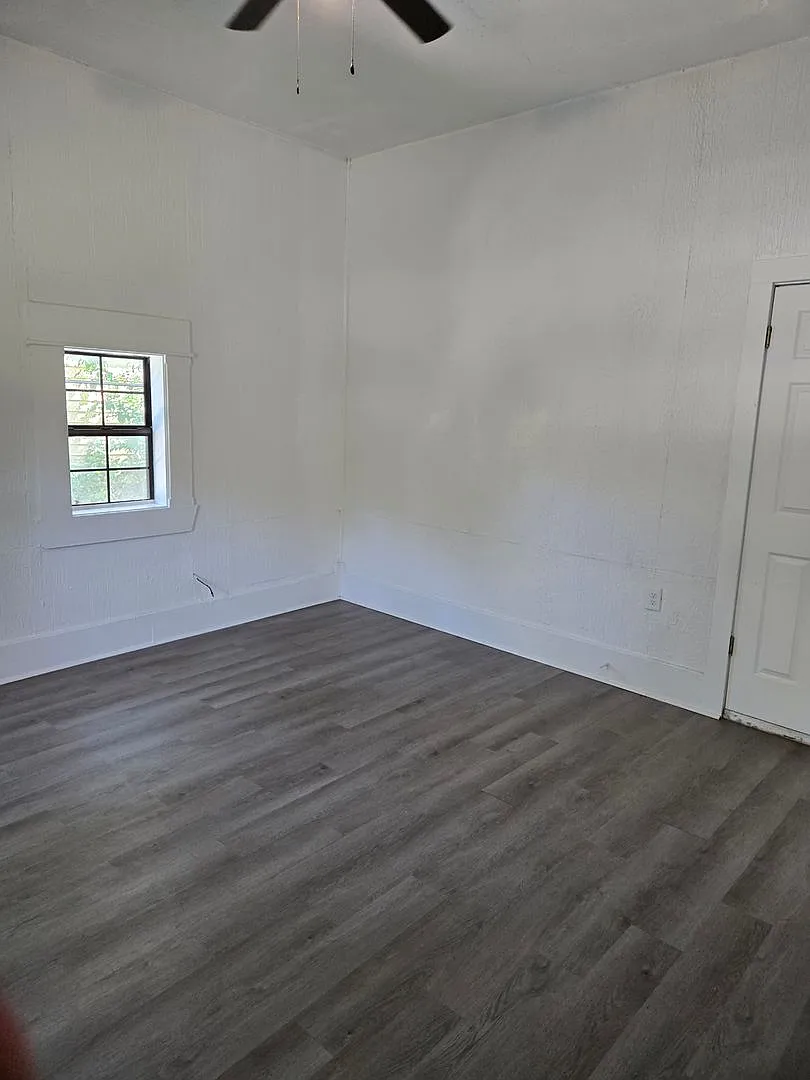 Welcome to 1882 N Jefferson a charming 3-bedroom, 2-bathroom home with plenty of space inside and... — Photo 4