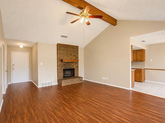 5th image of 7724 Pebblebrook Dr