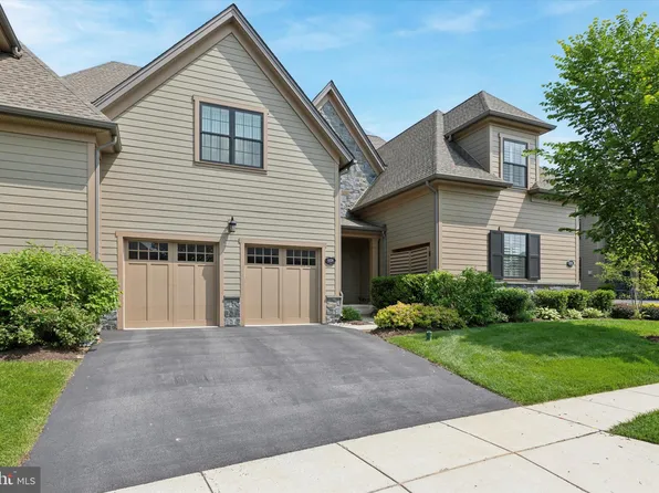 6106 Creekside Dr, Flourtown, PA 19031