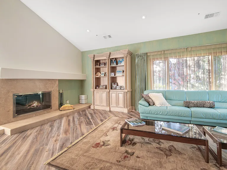 1650 Mesa Ridge Ave — Photo 9
