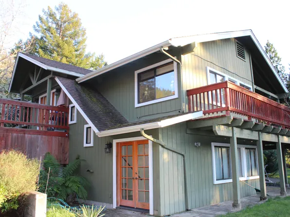 86 Acacia Ln, Miranda, CA 95553