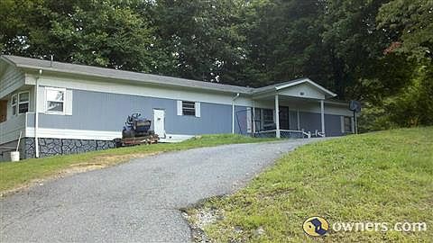 1st image of 140 Joe Greene St