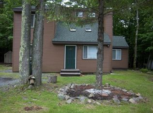 8526 Bumble Bee Way, Tobyhanna, PA