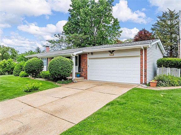 2nd image of 12443 Glennoble Dr