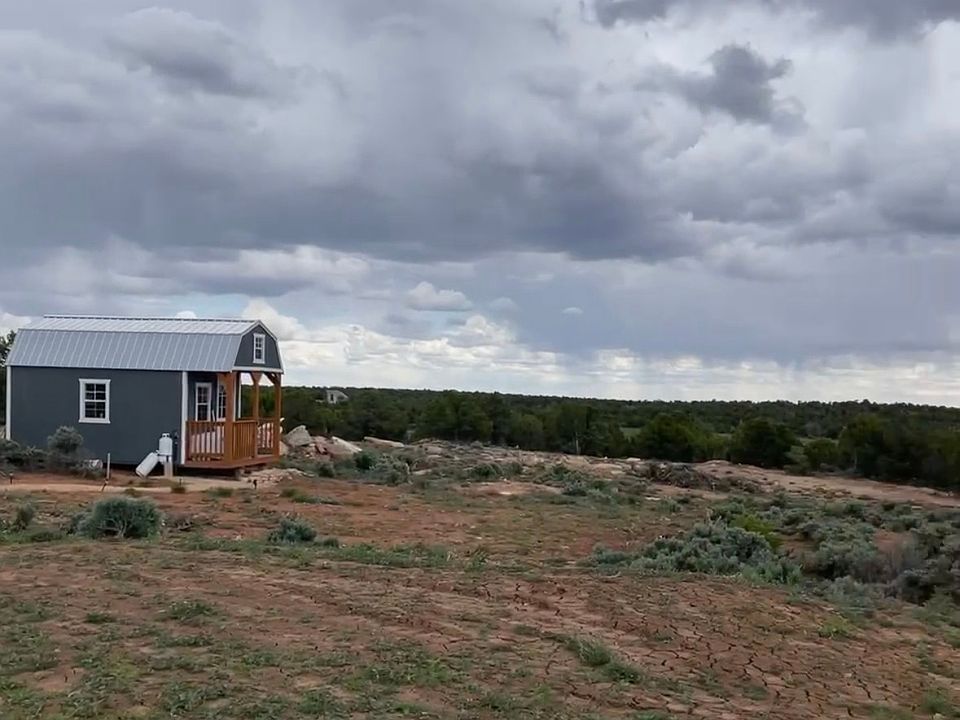 1st image of 389 N Old Summit Rd