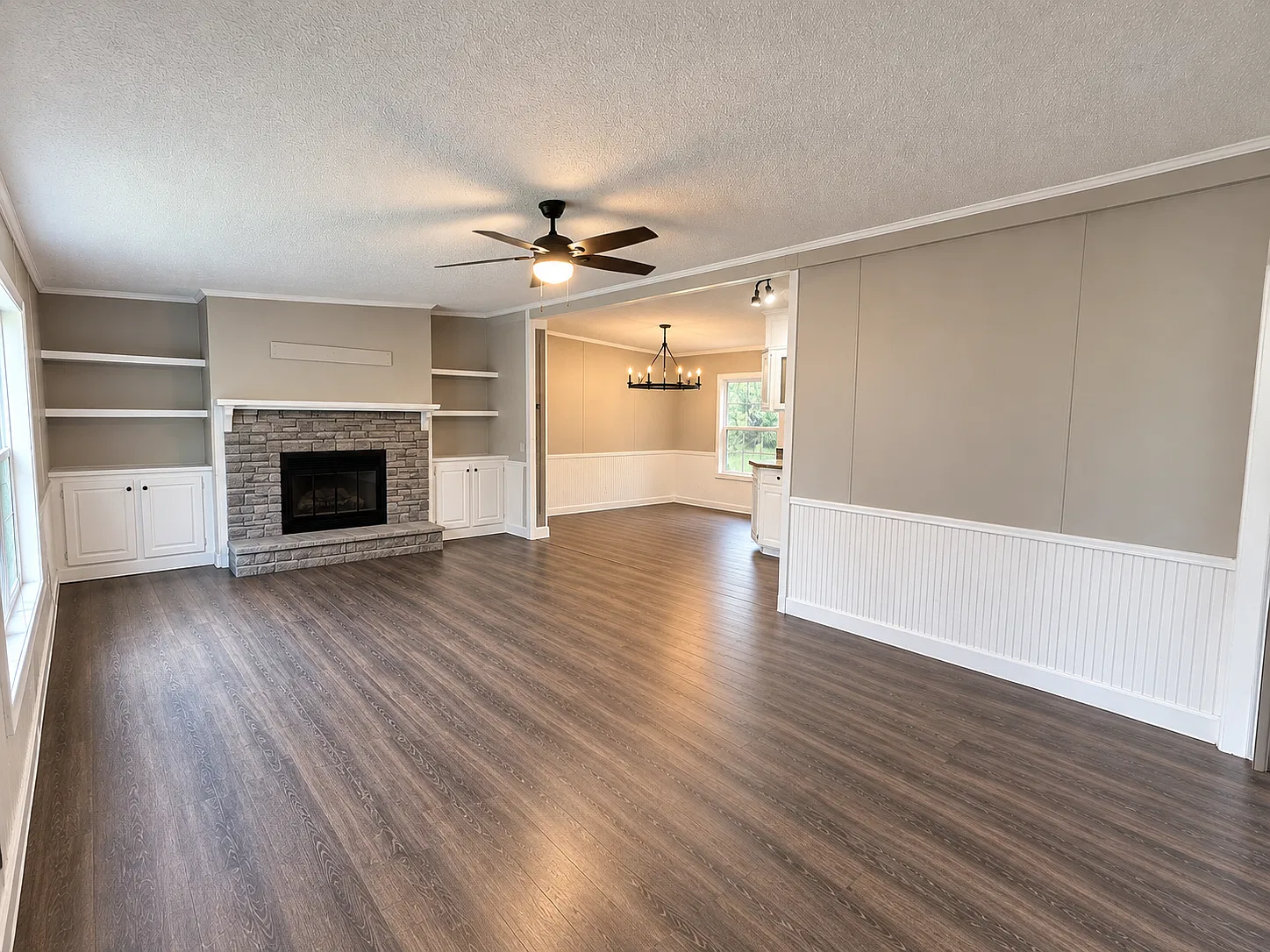 3 bed, 1600 sqft, $1,295 — Photo 1