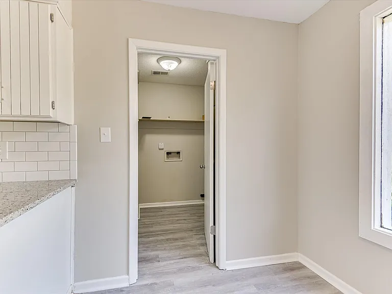 3006 Angela St #A — Photo 32