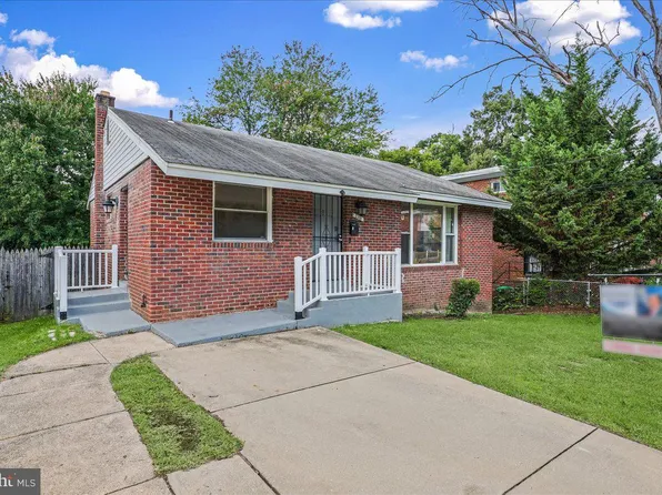 5301 Kenmont Rd, Oxon Hill, MD 20745