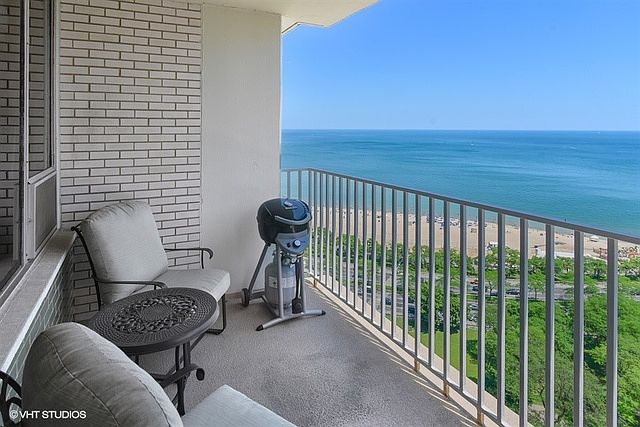 1st image of 1000 N Lake Shore Plz APT 20B