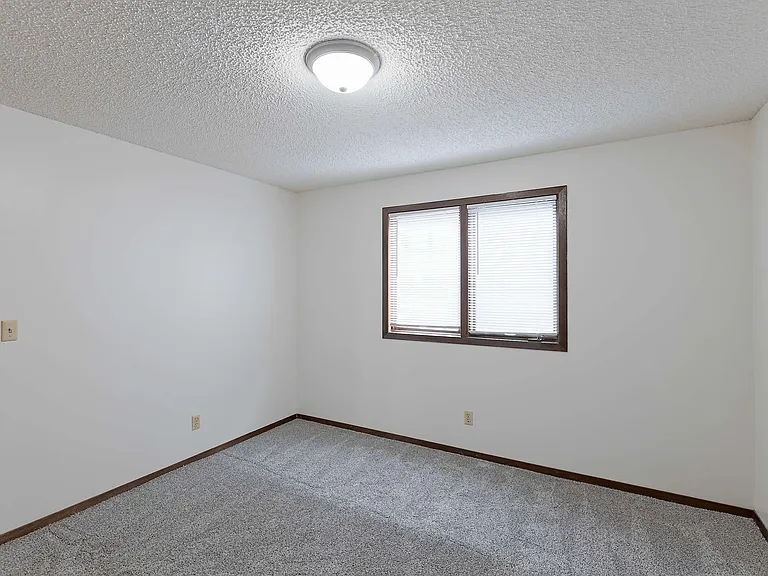 800 H St #6 — Photo 11