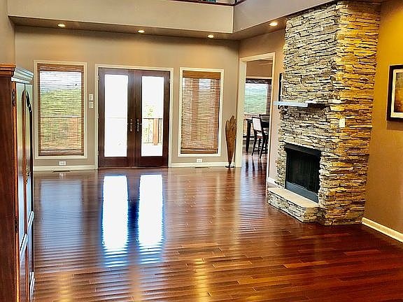 5th image of 100 Eagles Nest Ln