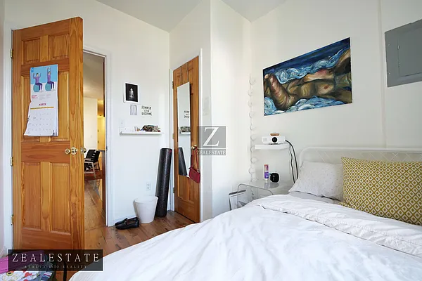 Rented by ZealEstate Group Inc | media 64