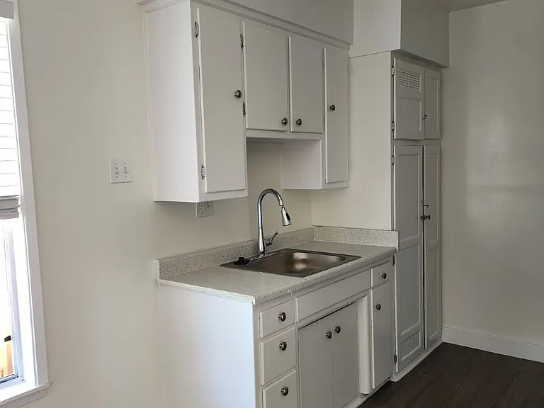 5071 W 21st St #4 — Photo 22