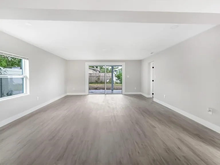 10341 Kumquat Ln — Photo 15