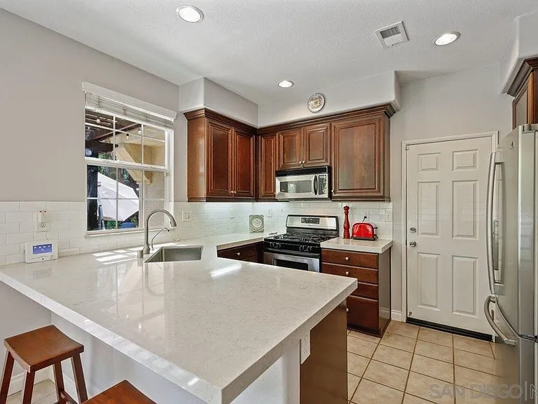 907 Mira Lago Way — Photo 6