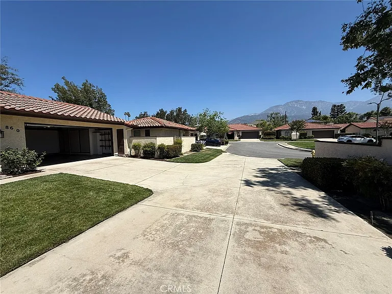 860 Calle Del Sol — Photo 6
