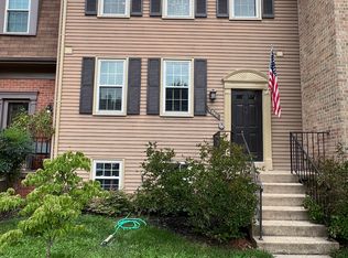 7846 Painted Daisy Dr, Springfield, VA 22152