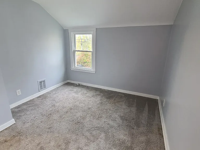 166 Fowler Ave — Photo 5