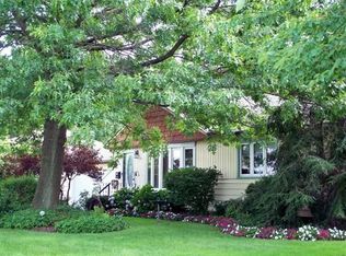 7545 Ann Arbor Dr, Parma, OH
