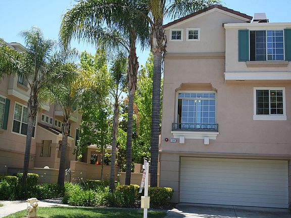 2nd image of 1545 Larkwood Ct