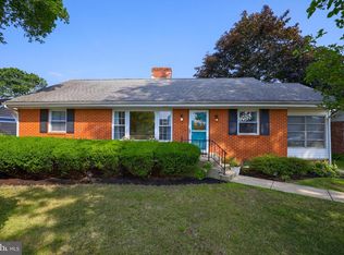 327 Edgehill Rd, York, PA 17403