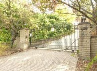 600 Highland Dr, La Canada Flintridge, CA 91011