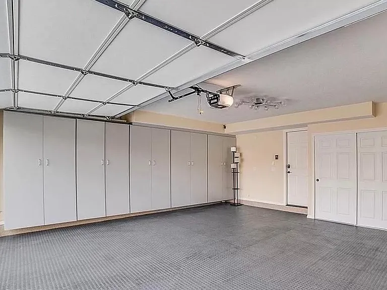 3000 Waterside Cir — Photo 23