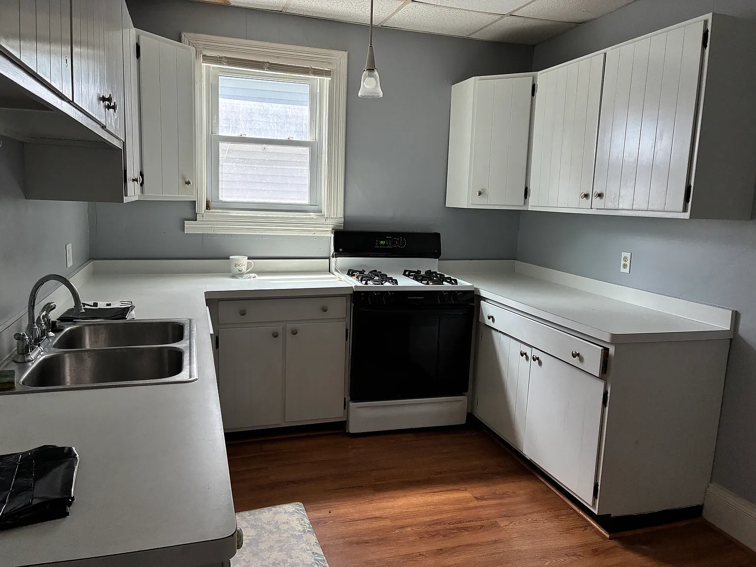 1 bed, 550 sqft, $1,000 — Photo 4