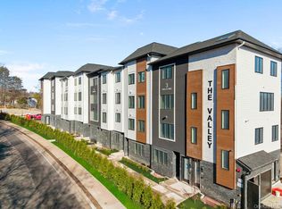 5 Valley Dr #120, Nanuet, NY 10954