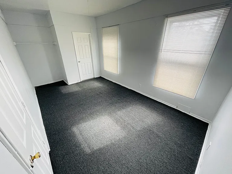 327 Hampshire St #1 — Photo 13