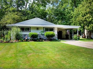 568 Abbyshire Dr, Berea, OH 44017