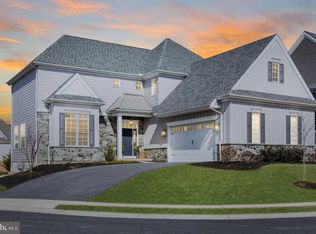 694 Warminster Ln, Lititz, PA 17543