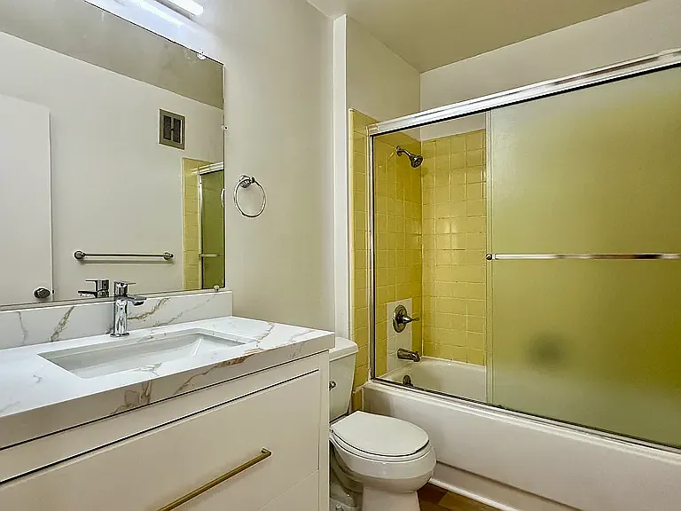 1301 Palos Verdes Dr #2 — Photo 13