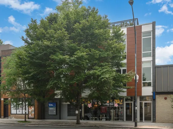 2041 W Roscoe St #Penthouse, Chicago, IL 60618